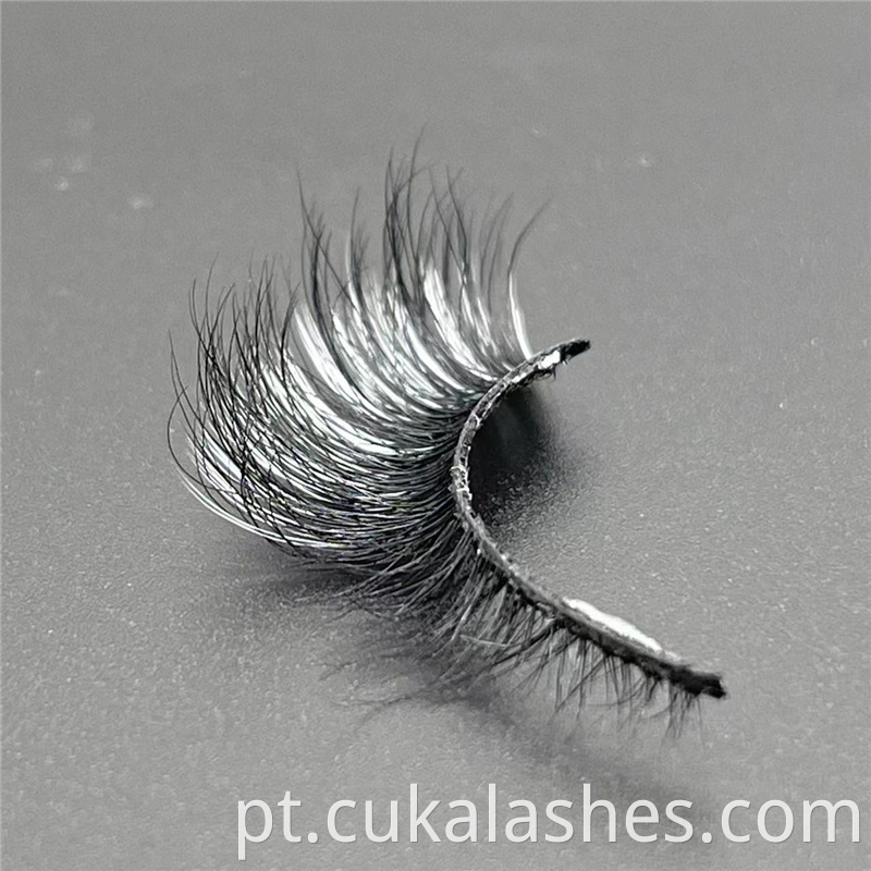 White Cat Eye Fake Eyelashes